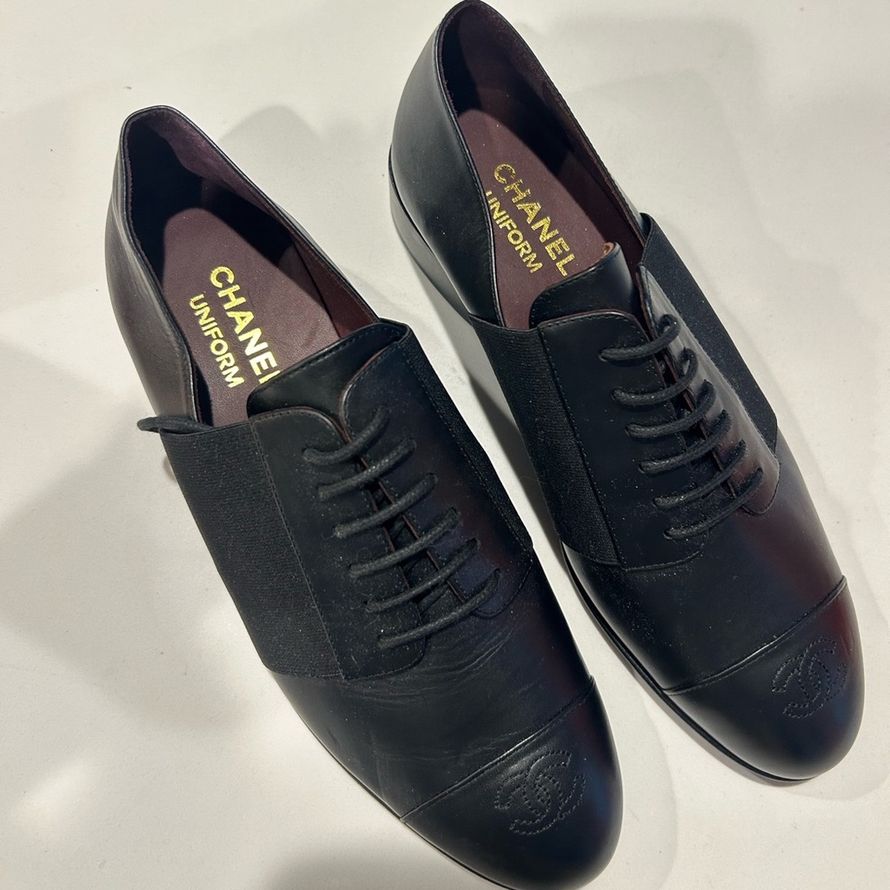 Chanel Women’s Black Leather Shoes
